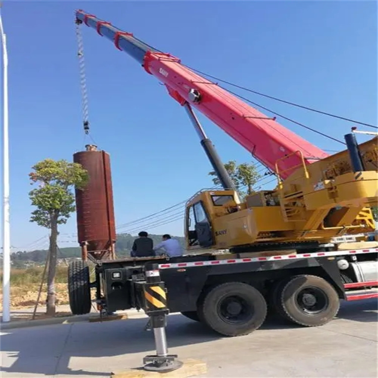 东英镇专业吊车租赁多少钱