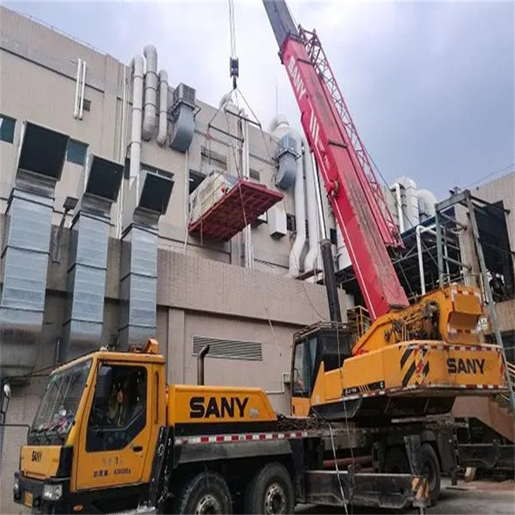 东英镇租赁大型汽车吊，助力工程项目高效进行