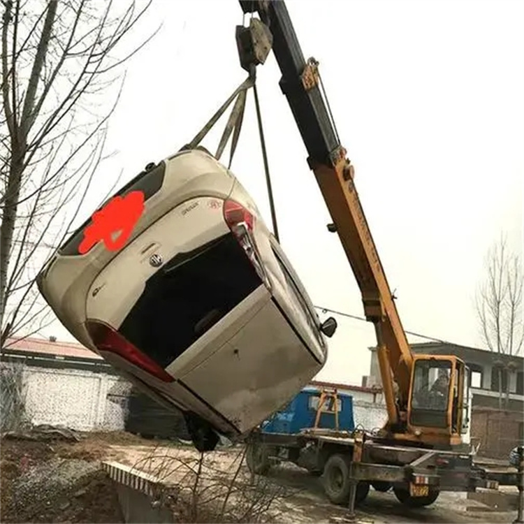 东英镇随时待命，吊车24小时道路救援服务全解析